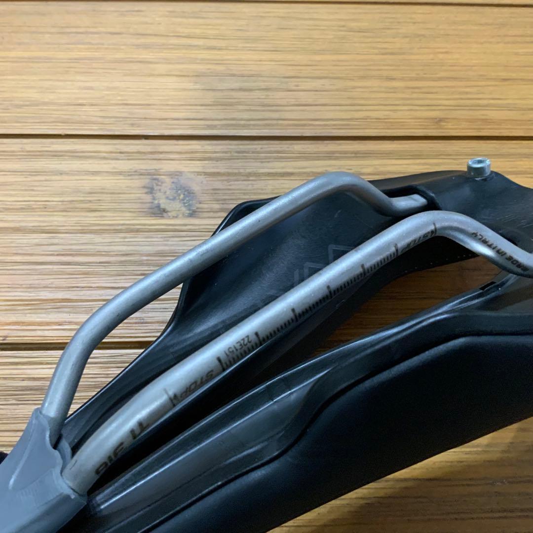 SelleItalia WATT GEL TI316 SUPERFLOWサドル