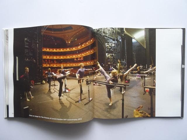 洋書◆ダンサー ロイヤルバレエ団の舞台裏写真集 本 演劇