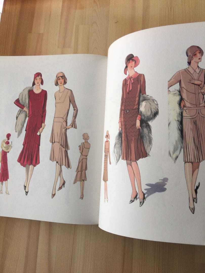 【洋書】ファッションデザイン　1800-1940 時装設計