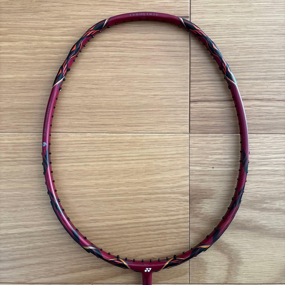 YONEX バドミントンラケットVOLTRIC ボルトリック 80 E-tune