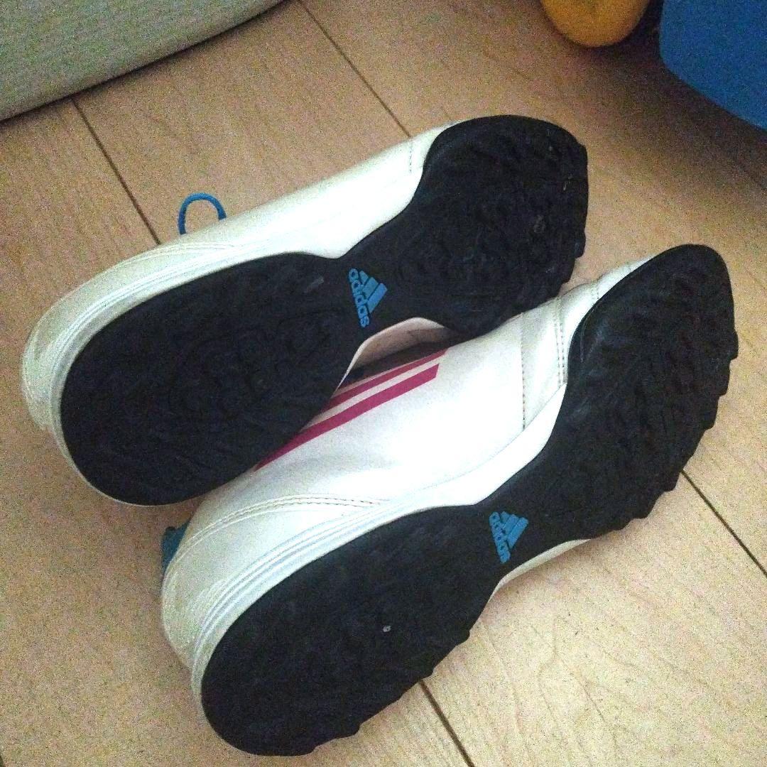 アディダス　サッカーシューズ　26.5ｃｍ