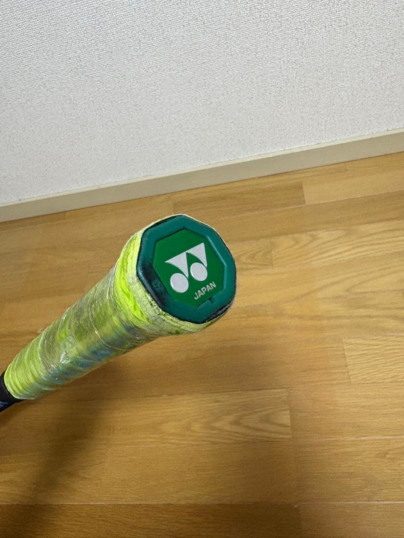 YONEX　EZONE100