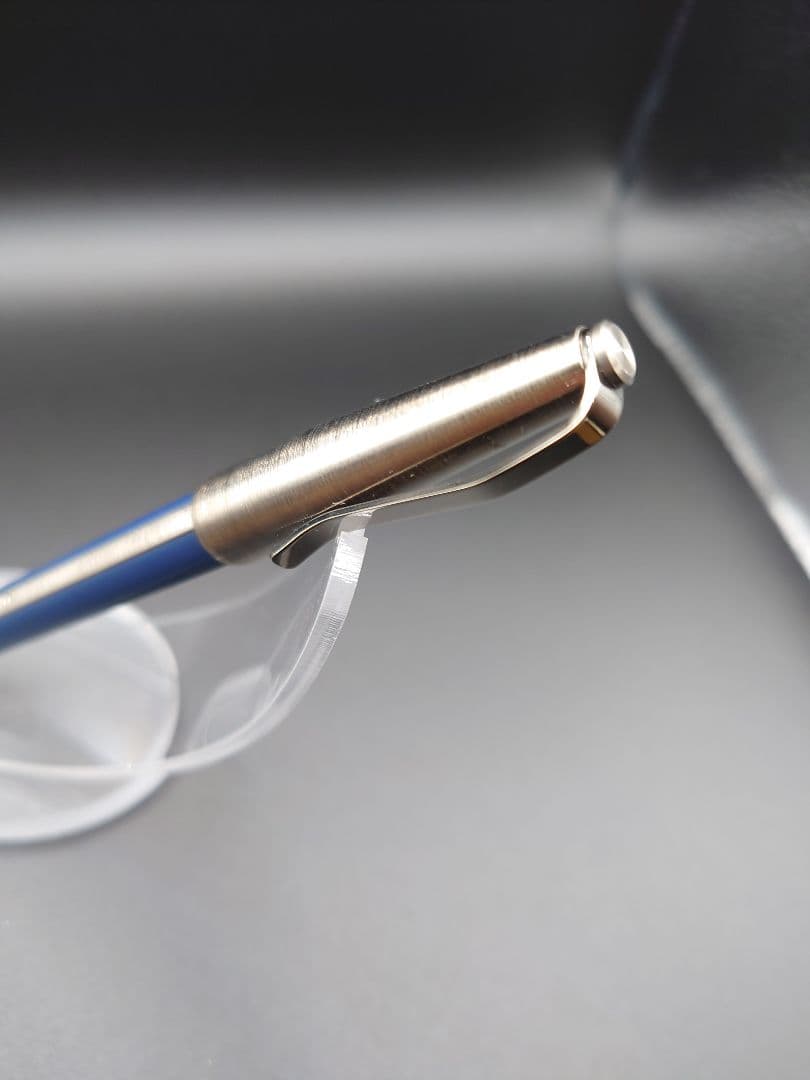 LAYERED uni by POSTALCO 60周年　ボールペン　ネイビー