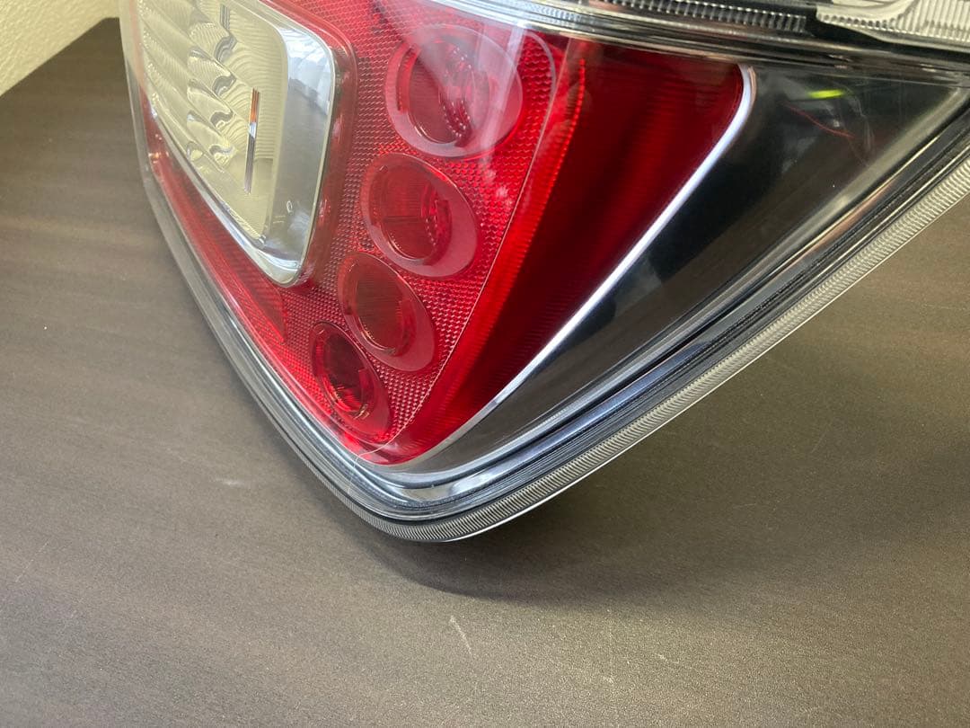 ワゴンR(MH55S) 右テールランプ