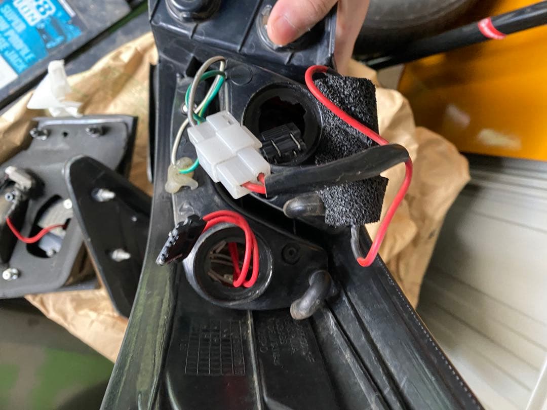 オデッセイrb3テールライト　メーカー不明