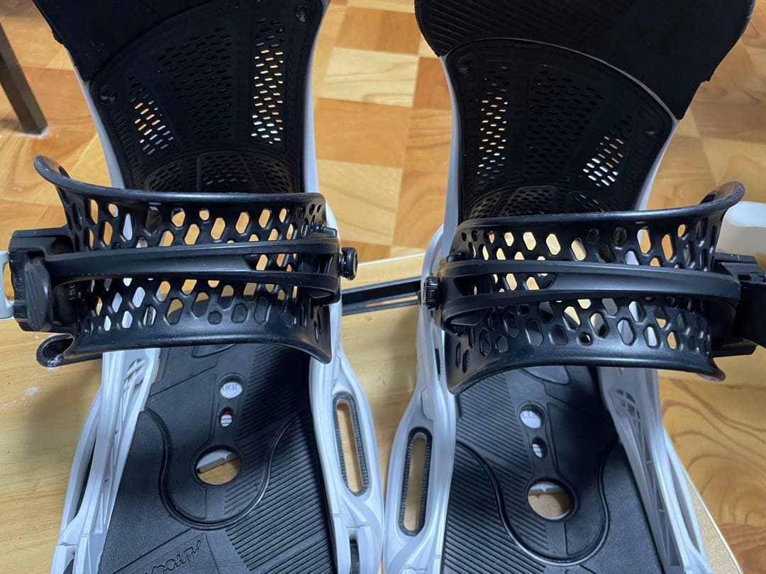 Burtom MALAVITA EST M サイズ　ビンディング　メンズ