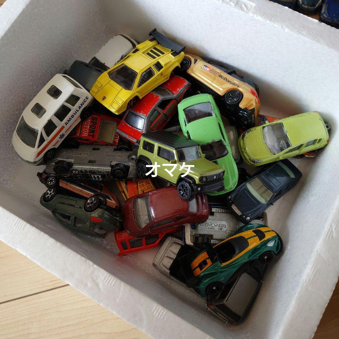 u*5様 トミカ84台 おまけ他30台