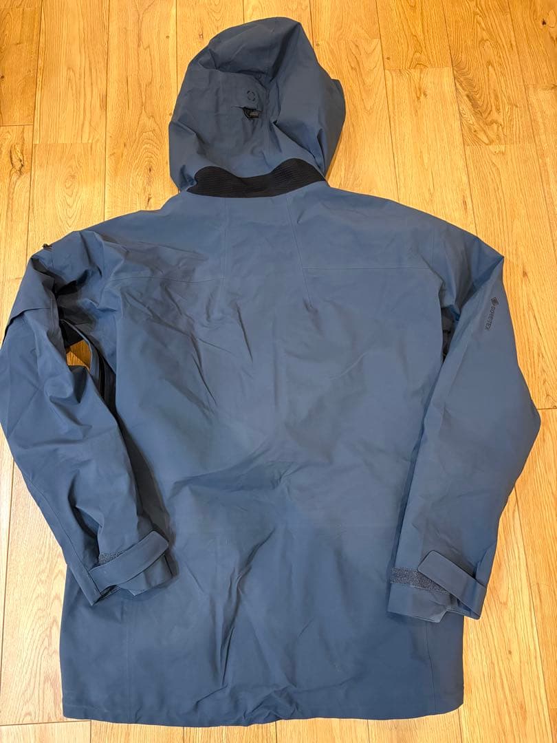 PeakPerformance 美品ALPINE GORE-TEX ジャケットM