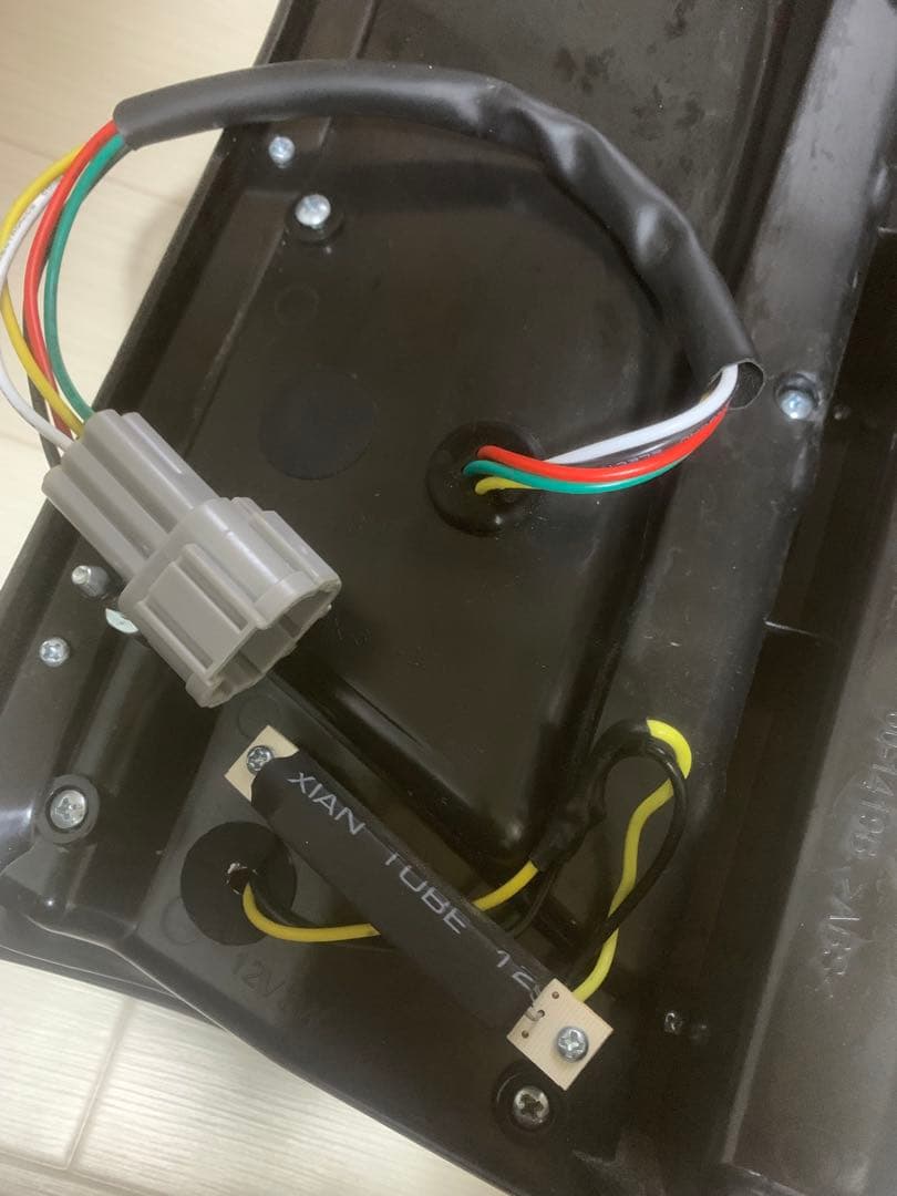 日産 NV350 キャラバン E26（2017年モデル用 社外LEDテールランプ