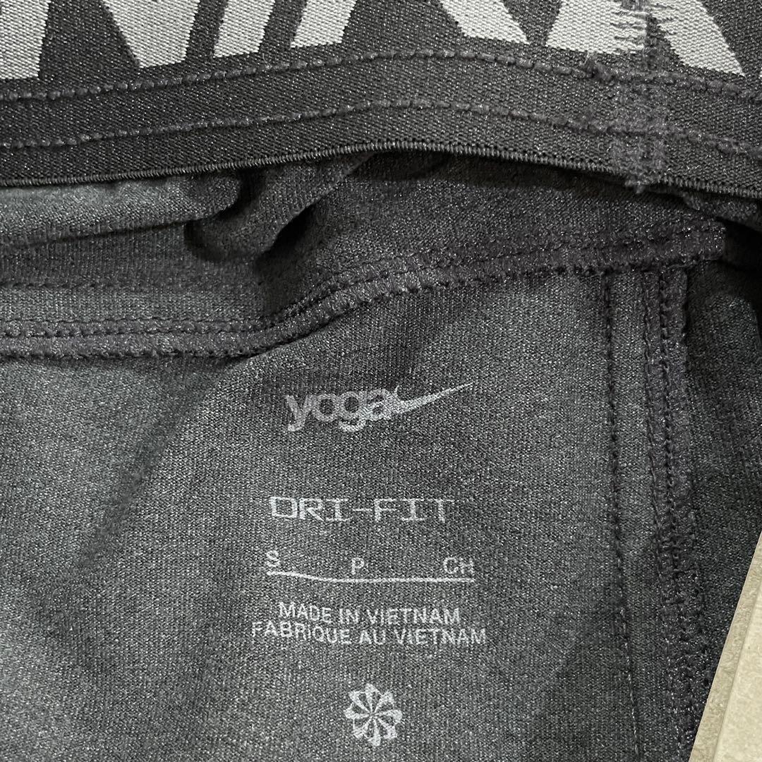 ナイキNIKE ヨガパンツ　トレーニング　ジョガーパンツ　ブラック　メンズS