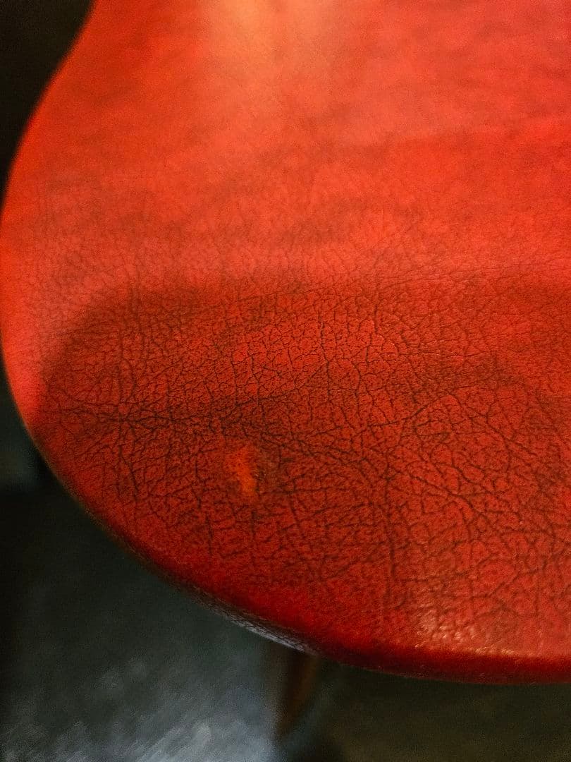 椅子　チェア　赤　木製　ミッドセンチュリー　昭和レトロ　ヴィンテージ　アンティー