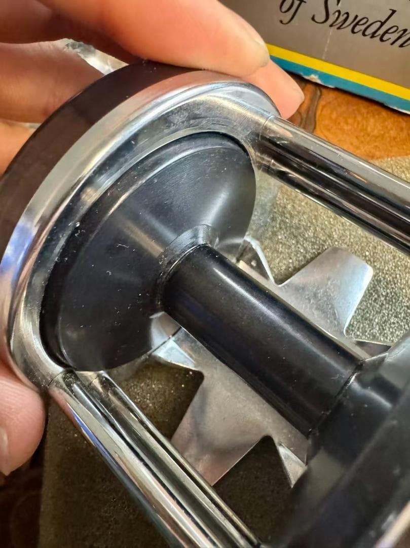 ABU ambassadeur 9000C 未使用保管品 箱付き 保証カード付き