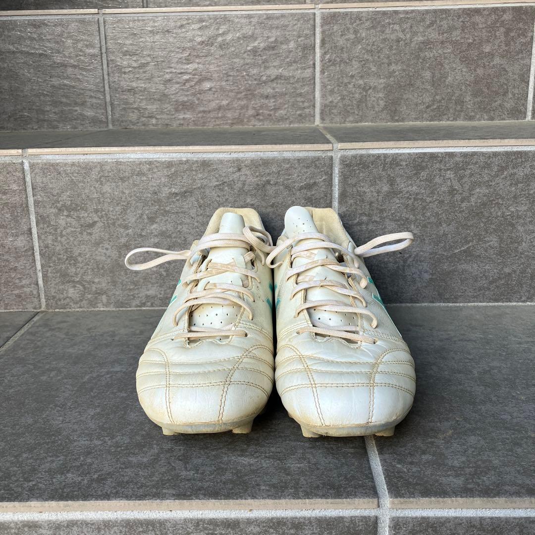 ASICS DS LIGHT PRO サッカー スパイク　1103A095