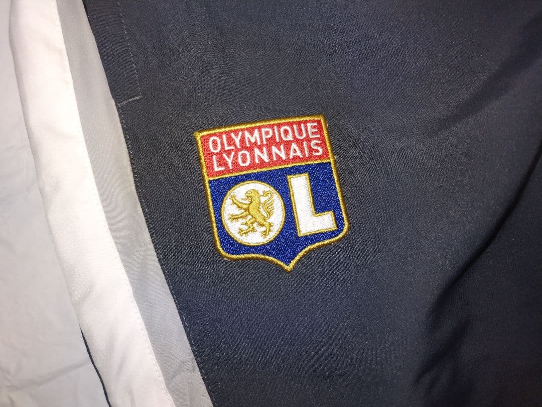 Umbro オリンピック・リヨン2007トラックスーツ Mサイズ 未使用品