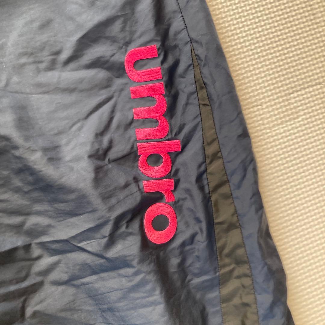 umbro ウィンドブレーカー 上下　黒/青/ピンク/緑