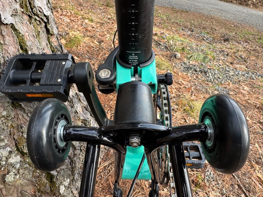 ブロンプトンオマージュ　LITEPRO折りたたみ自転車