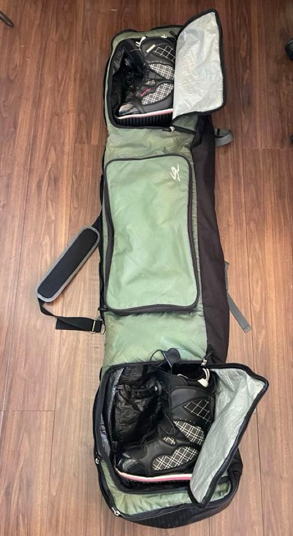 スノーボードセット（ボード・ブーツ・バッグ）24.5cmBoa