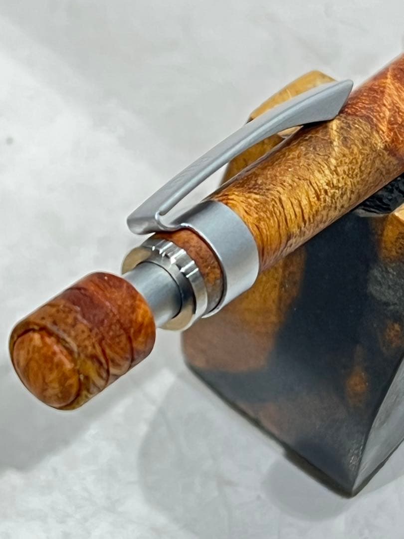 クラゲ　紅白花梨でs20シャーペン0.3mm ノックボタン