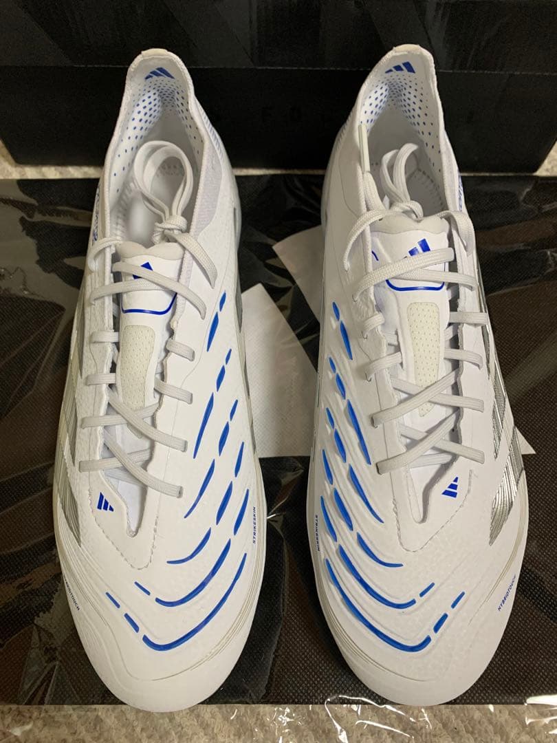 ノット adidas Predator エリート FG 26.0cm