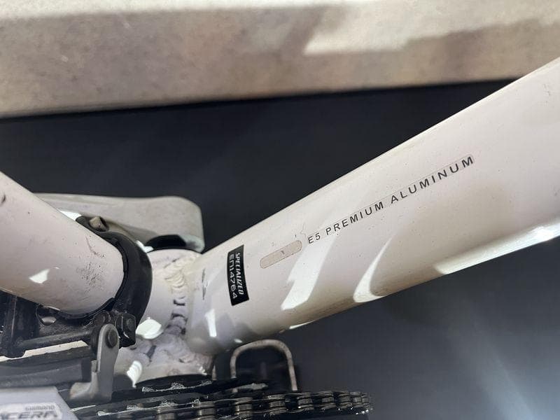 SPECIALIZED Sirrus ELITE　スペシャライズド　クロスバイク