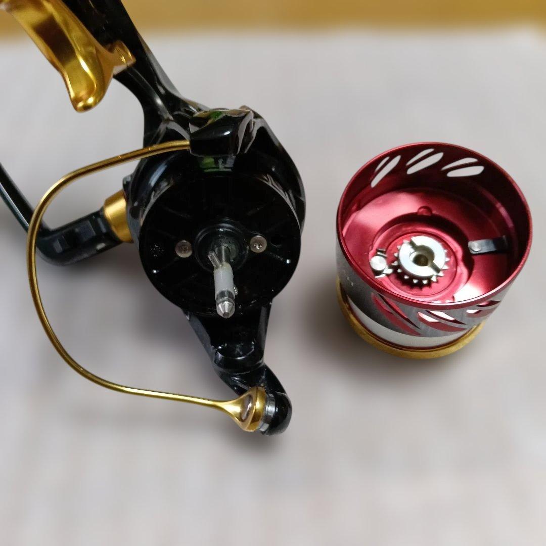 SHIMANO BB-X ハイパ−フォスC3000DXG 夢屋スプ−ルの2点