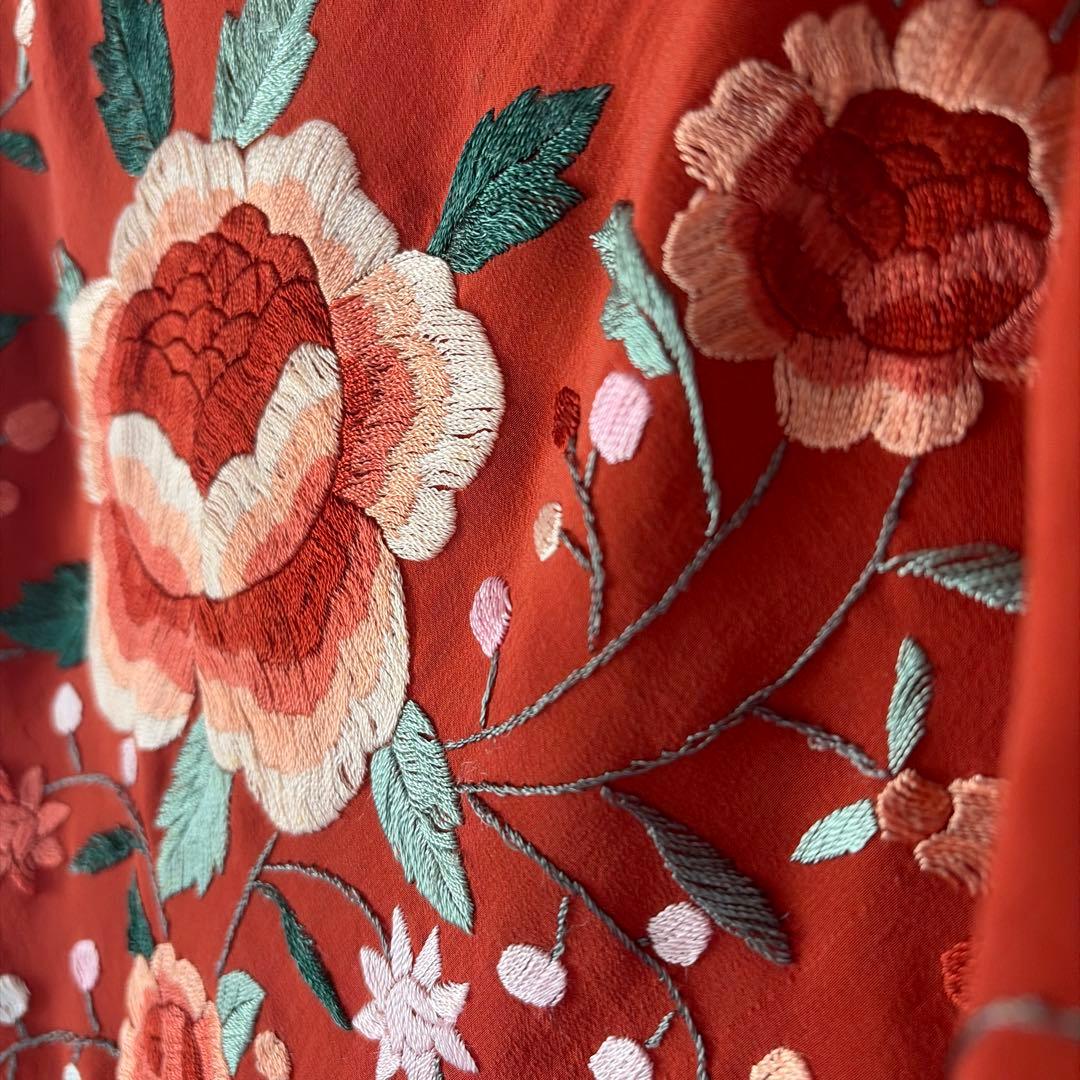 【スペイン】フラメンコ 衣装 シージョ ／スカーフ 花柄 刺繍 テラコッタ