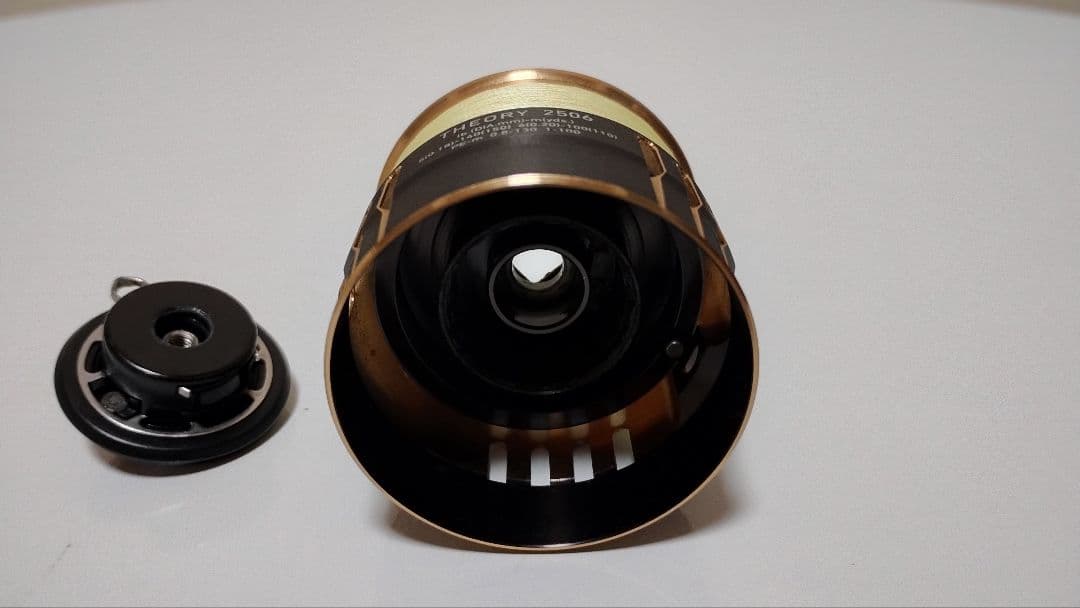 DAIWA　ダイワ　17セオリー2506 ※ハンドル無し