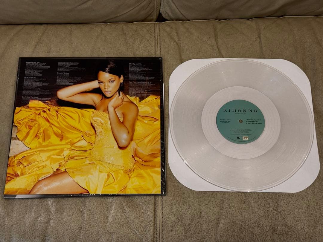 Rihanna LP Color Vinyl 1st〜4thアルバム 4枚セット