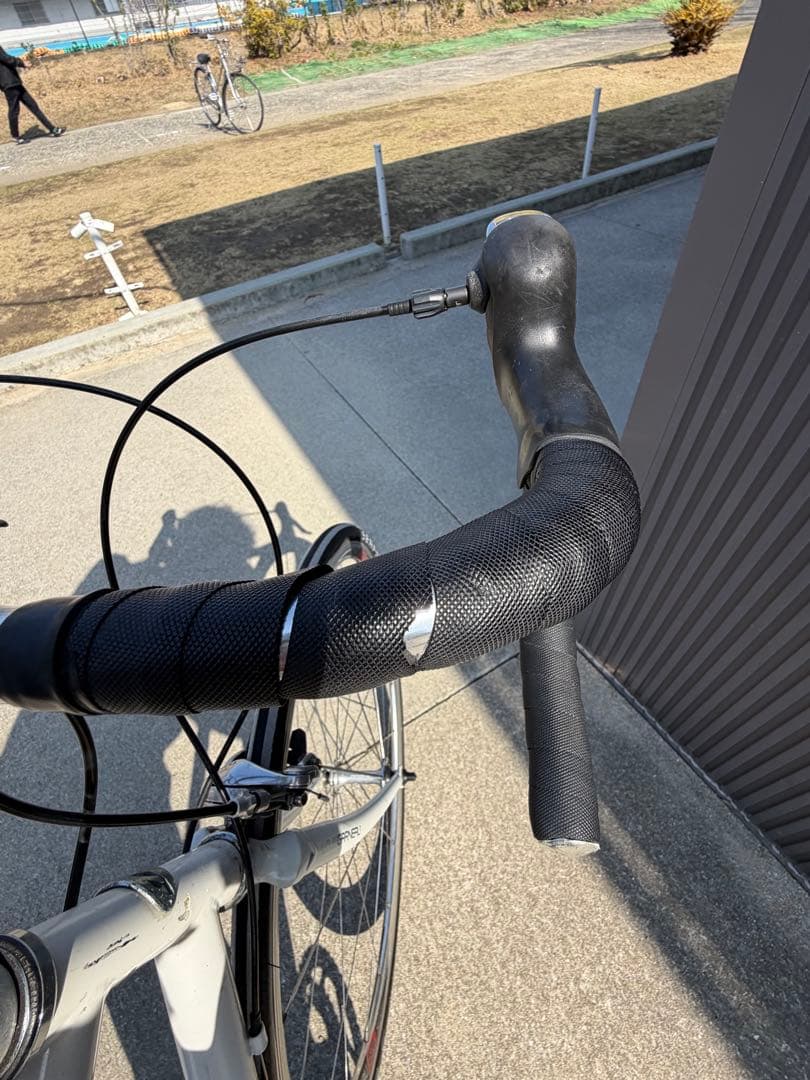 Louis Garneau ロードバイクLGS-LCR 700C (空気入れ付)