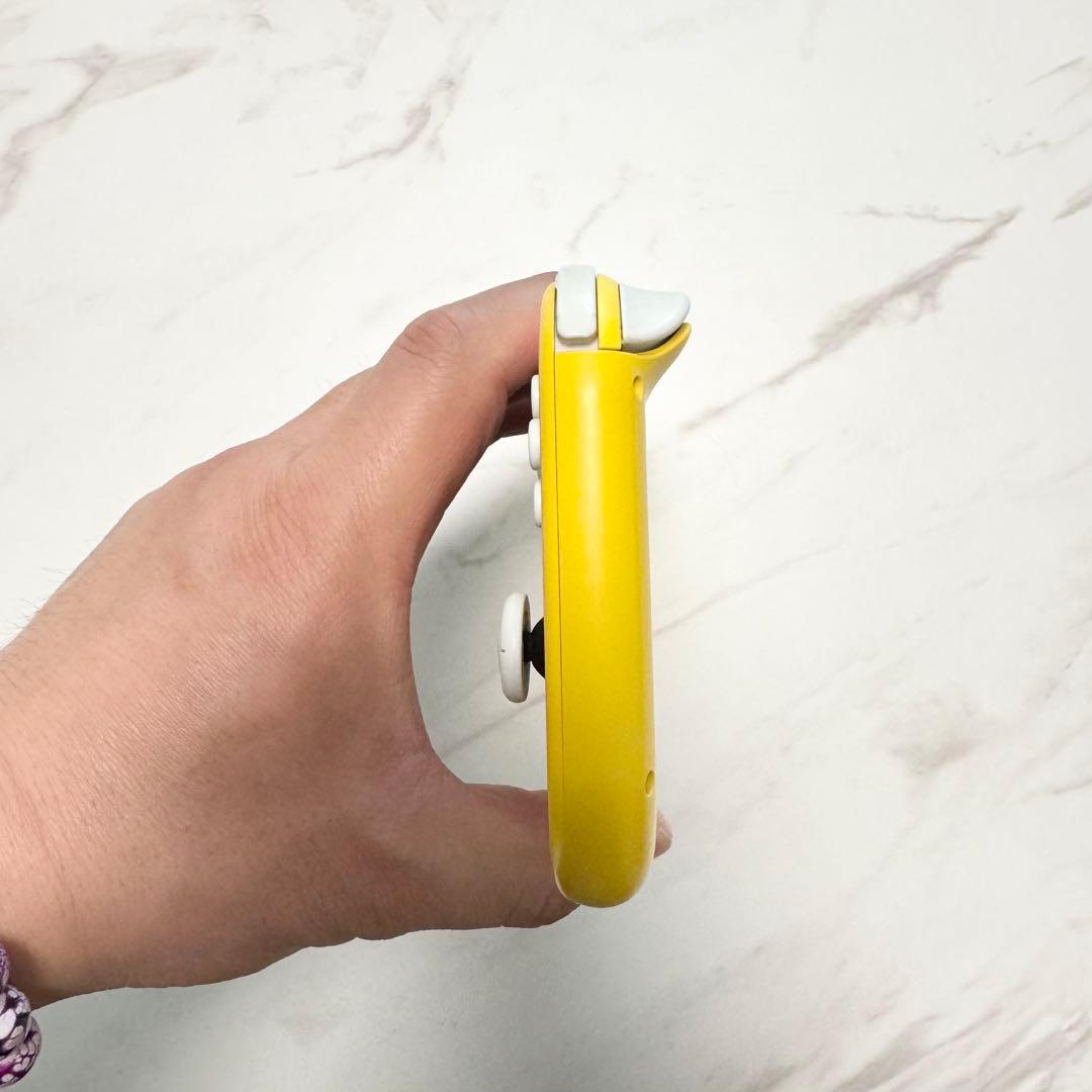 【訳あり】Nintendo Switch Lite イエロー