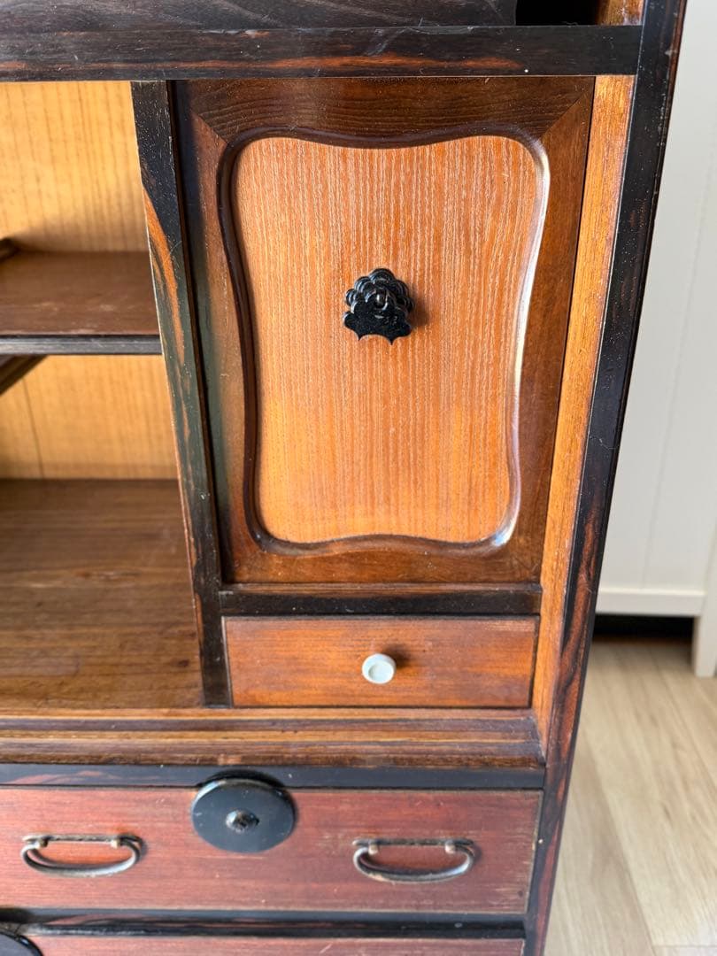 はせ出品 水屋箪笥 茶箪笥 飾り棚 レトロ 木製 古家具 和箪笥