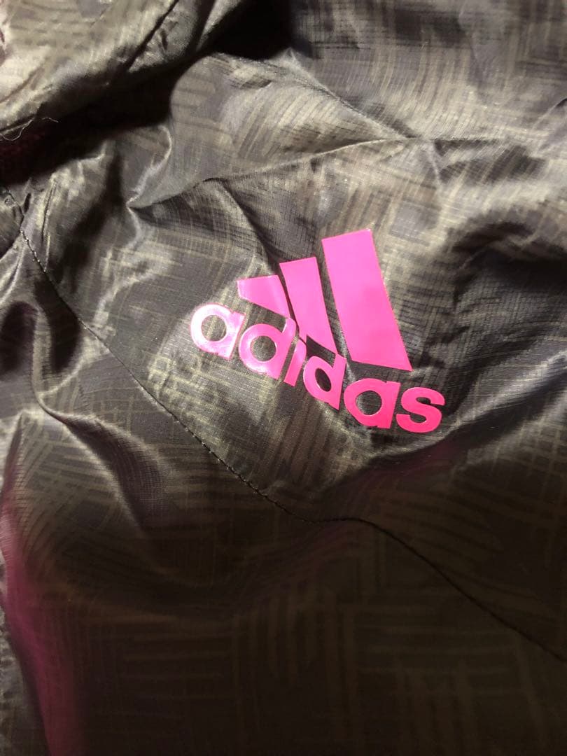 新品　アディダス　ジャケット　L   ブラック　模様