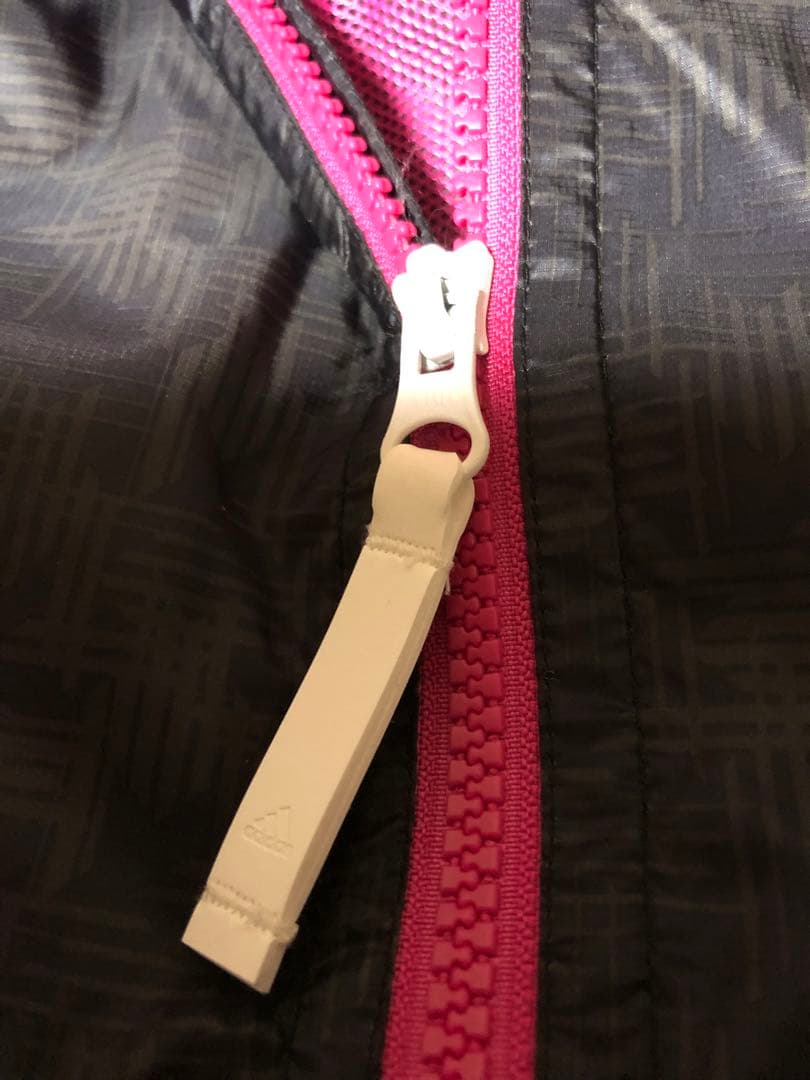 新品　アディダス　ジャケット　L   ブラック　模様