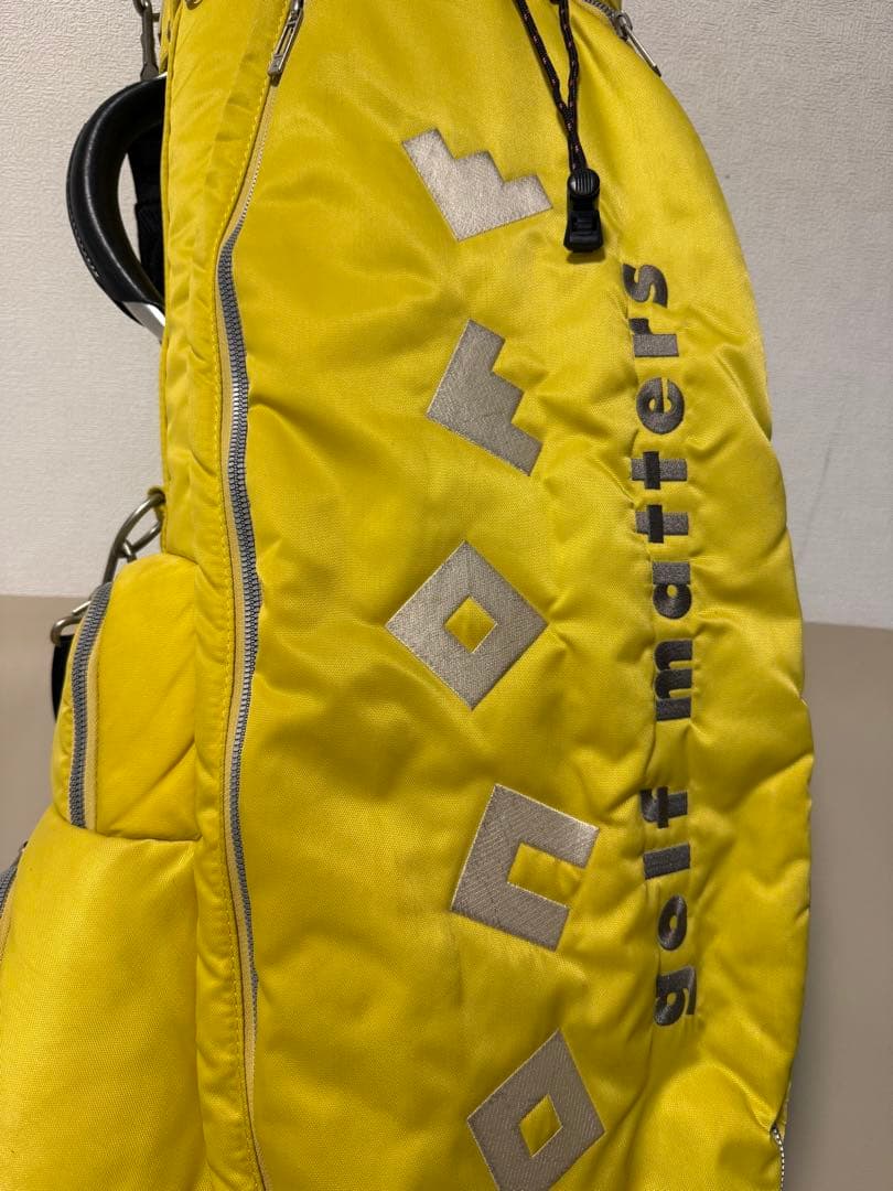 【送料込み】廃盤希少品　大人気　ONOFF オノフ　キャディバッグ 一点物