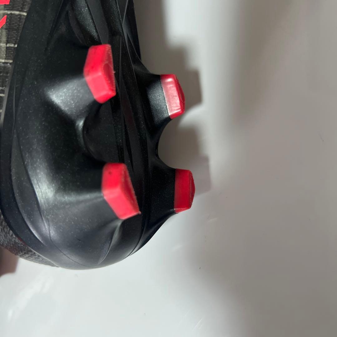 プーマ ウルトラ 1.3 FG/AG (ロングパイル)(ブラック×レッド)