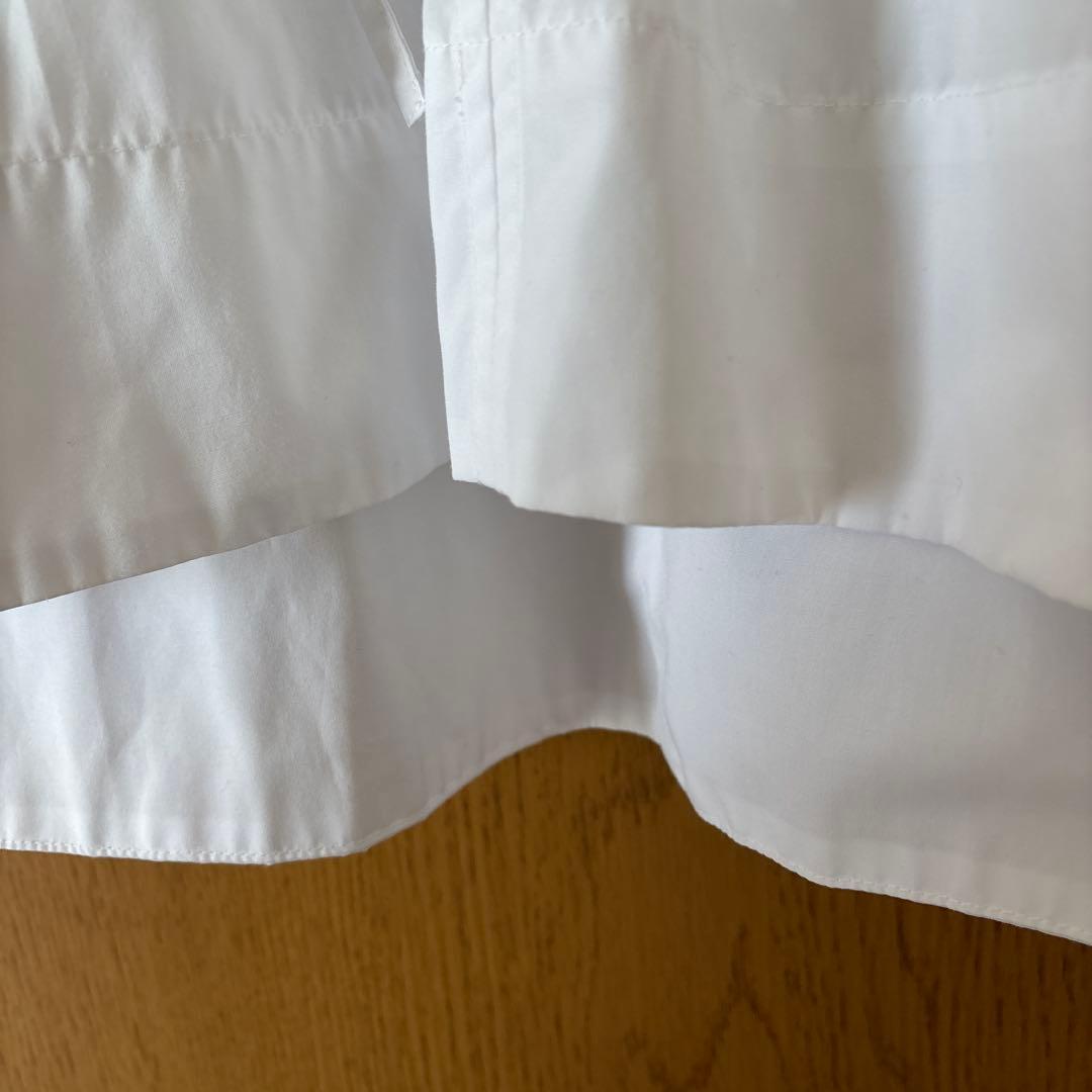 たっぷりギャザーのフレアブラウス