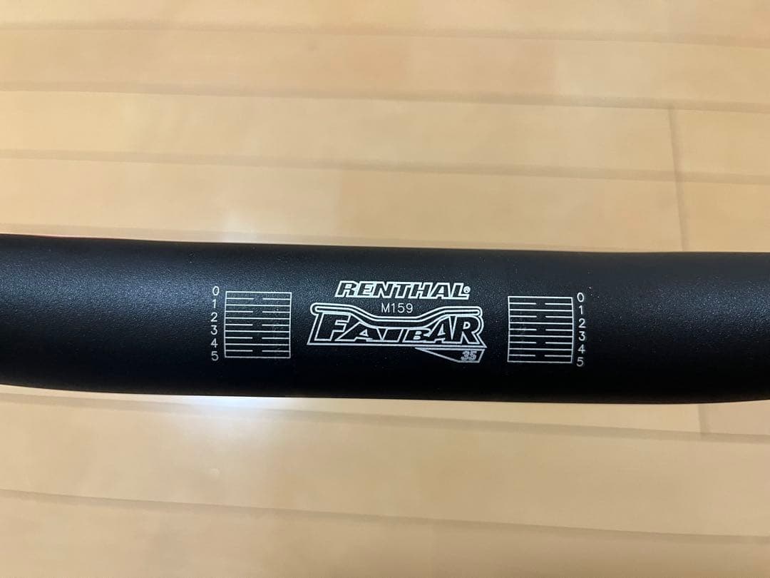 Renthal レンサル　ファットバー35