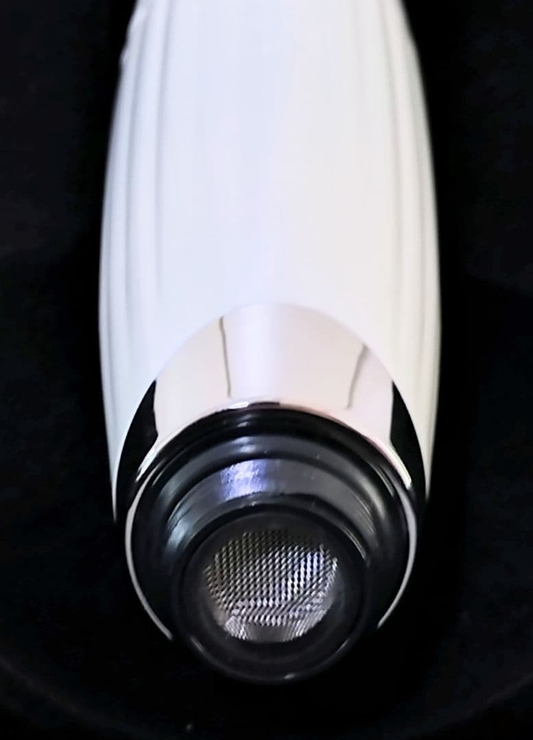 もこてぃー　ReFa リファファインバブルQ ホワイト