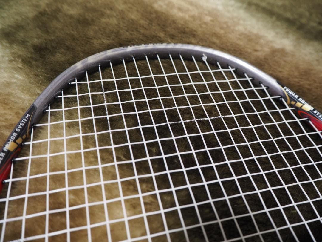 YONEX アーマーテック900 テクニック　4UG5