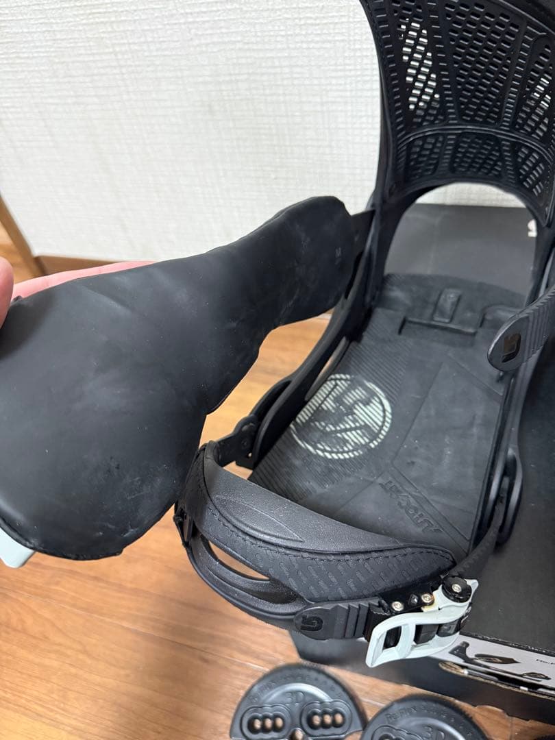 バートン　Burton MALAVITA ビンディング Mサイズ