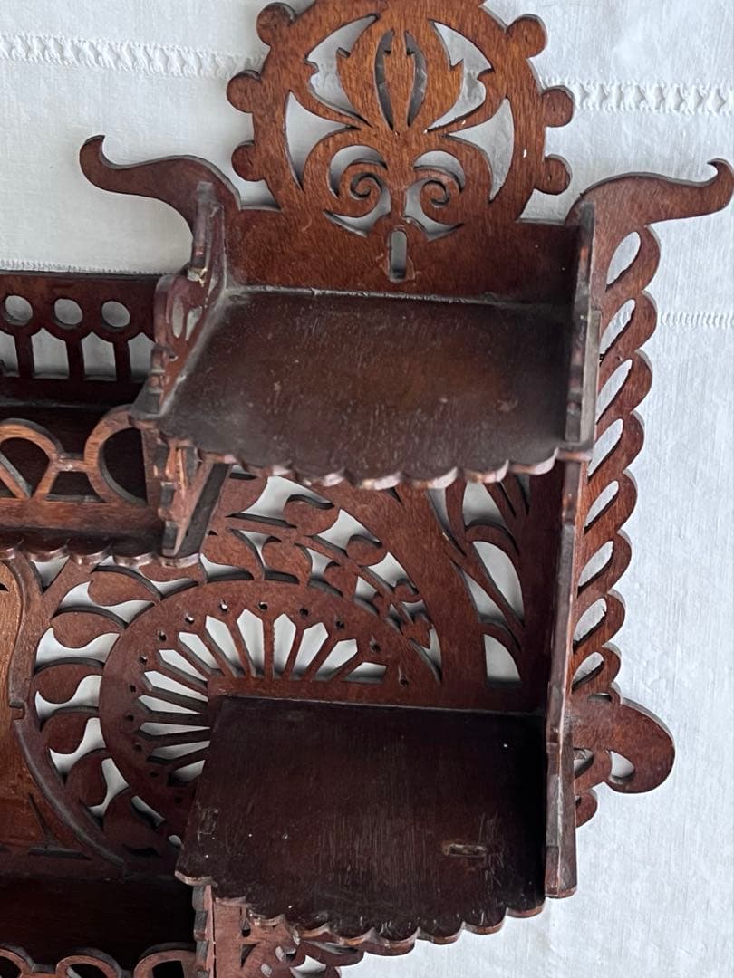 【美品】フランスアンティーク 木細工装飾 木製ウォールシェルフ[2931]