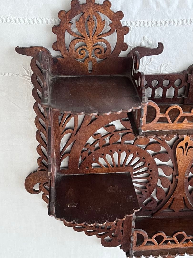 【美品】フランスアンティーク 木細工装飾 木製ウォールシェルフ[2931]