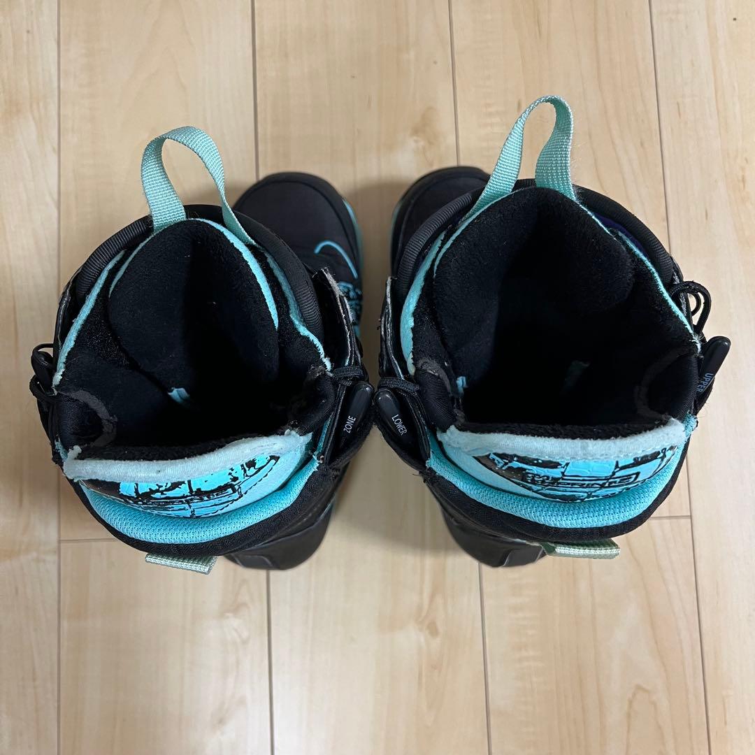 【即日発送】BURTON スノボEMERALD-ASIAN FIT 23.5cm