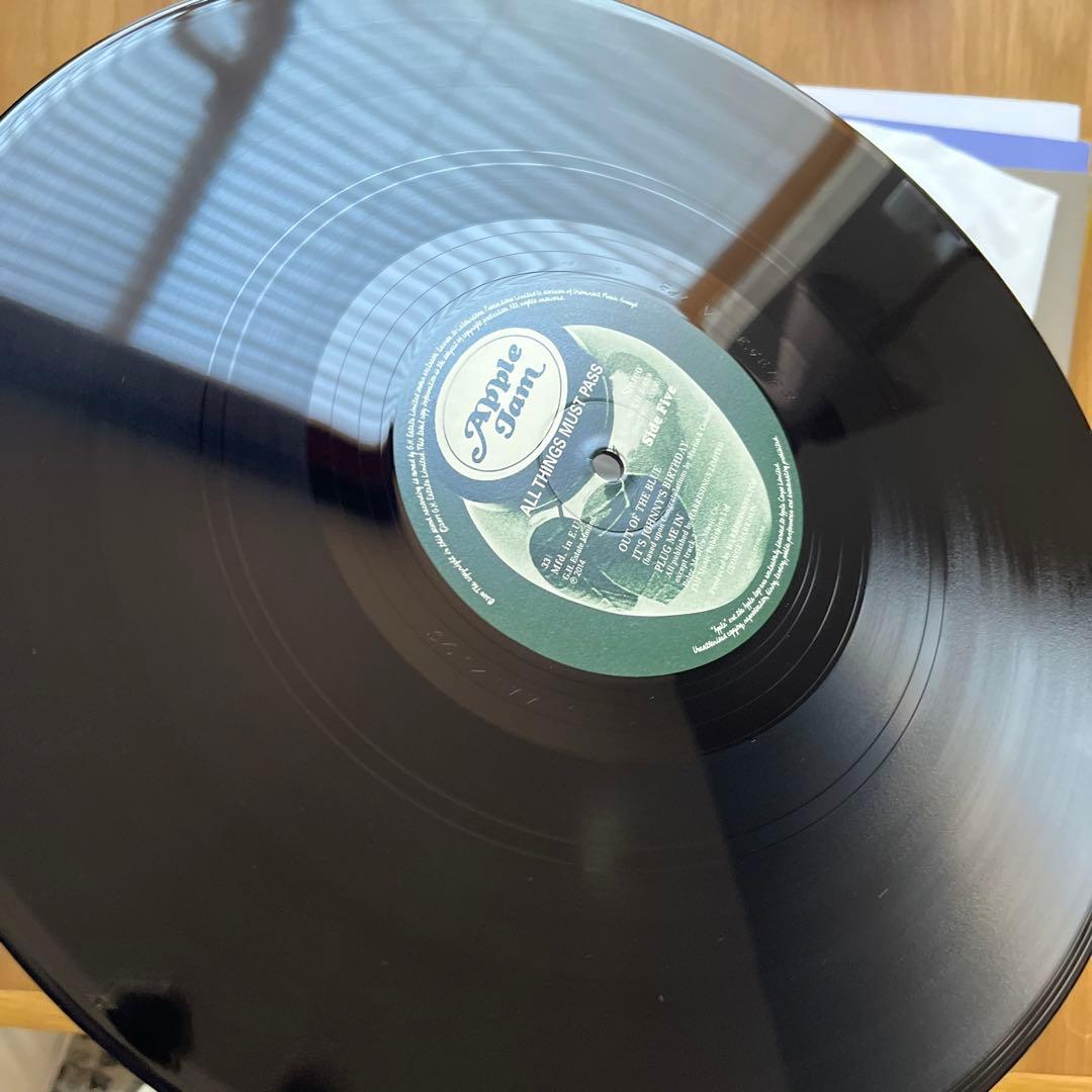 ジョージ・ハリスンAll Things Must Pass 　　　レコード３枚組