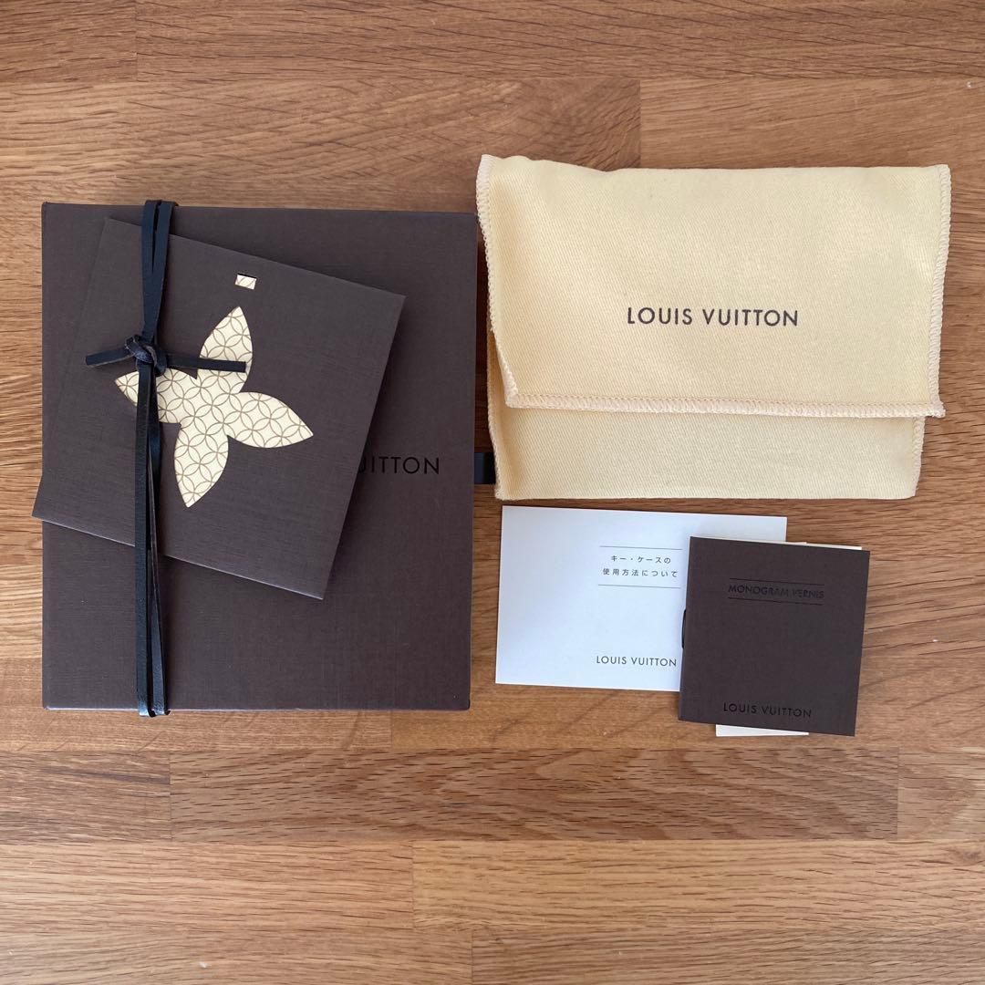 ルイヴィトン ヴェルニ ポシェットクレNM