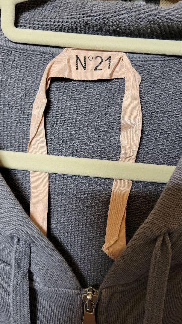 N°21 ダブルジップパーカー　オーバーサイズ