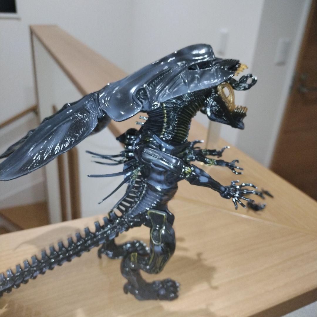 ジャンク品　エイリアン　映画　クイーン　フィギュア　箱なし　NECA