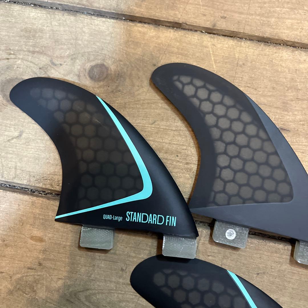 TOOLS フィン　新品　箱なし　クアッドフィン