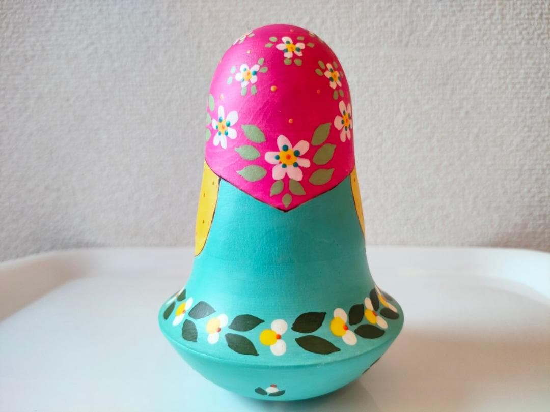 【LYH136】北欧ロシア雑貨 起き上がりこぼし リューバ作　いちご