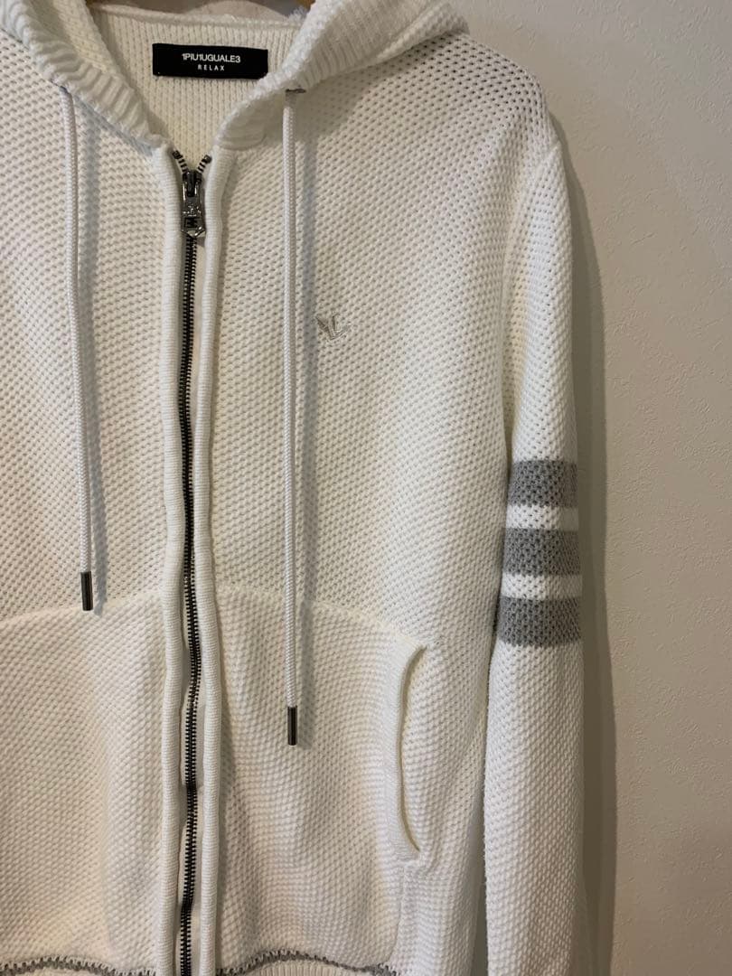 1PIU1UGUALE3RERAXパーカーセットアップ　ホワイトM